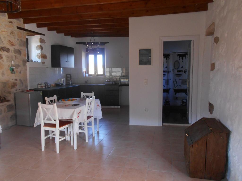 Villa Chris House Sapsila Esterno foto