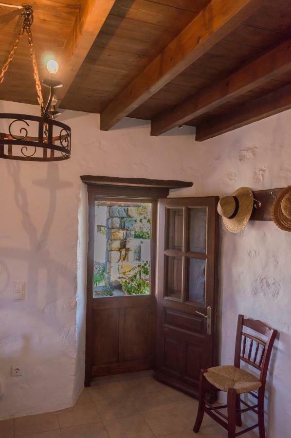 Villa Chris House Sapsila Esterno foto